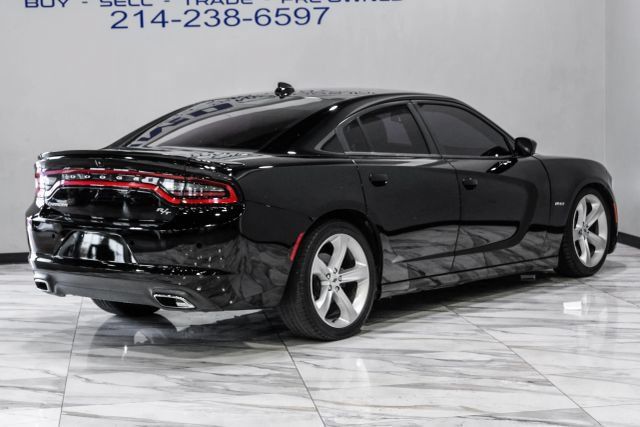Used 2018 Dodge Charger R/T RWD image 9