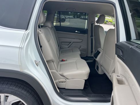 Used 2021 Volkswagen Atlas SE FWD image 37