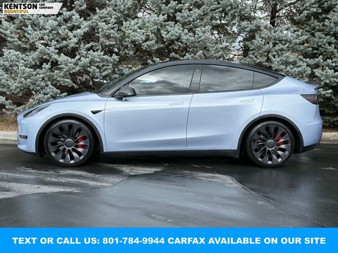 Used 2023 Tesla Model Y Performance image 4