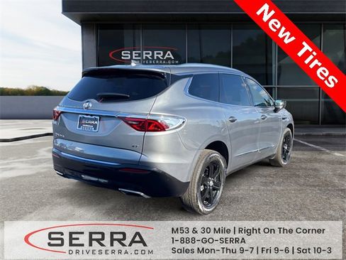 Used 2024 Buick Enclave Essence w/ Experience Buick Package image 5