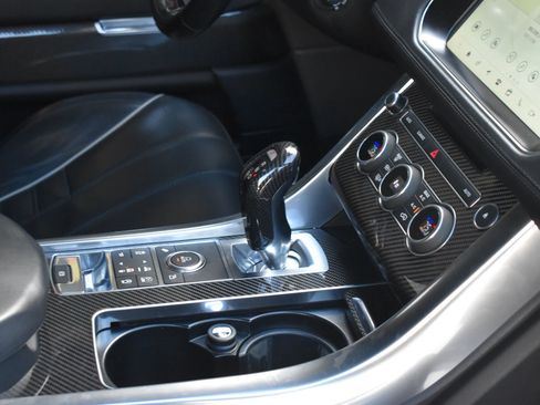 Used 2017 Land Rover Range Rover Sport SVR image 19
