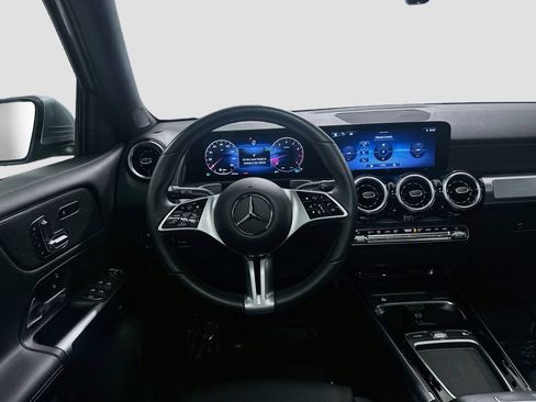 Certified 2026 Mercedes-Benz GLB 250 image 22