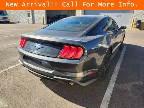 Used 2018 Ford Mustang EcoBoost image 6