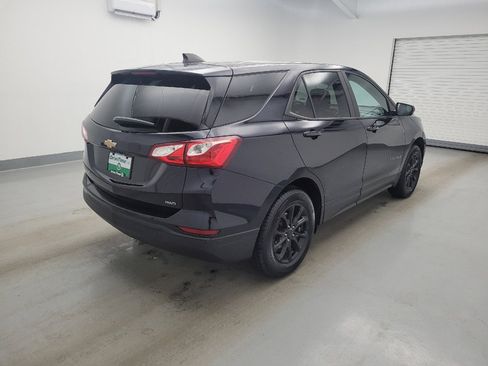 Used 2021 Chevrolet Equinox LS w/ LS Convenience Package AWD/4WD image 9