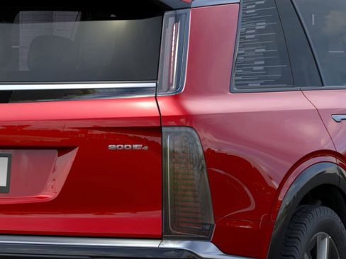 New 2026 Cadillac Vistiq Luxury image 11