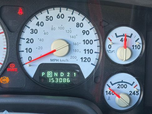 Used 2006 Dodge Ram 2500 Truck SLT image 22