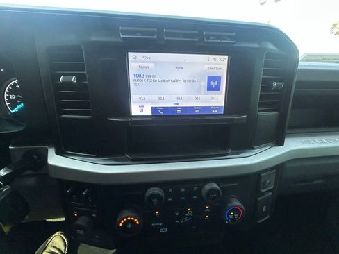 Used 2024 Ford F250 4x4 Crew Cab Super Duty image 14