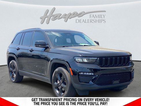 Used 2023 Jeep Grand Cherokee Limited w/ Black Appearance Package AWD/4WD image 1