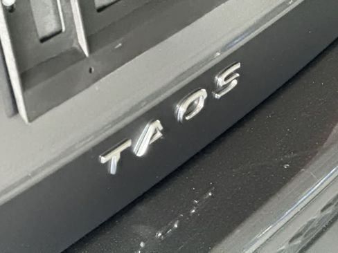 Used 2024 Volkswagen Taos S FWD image 10