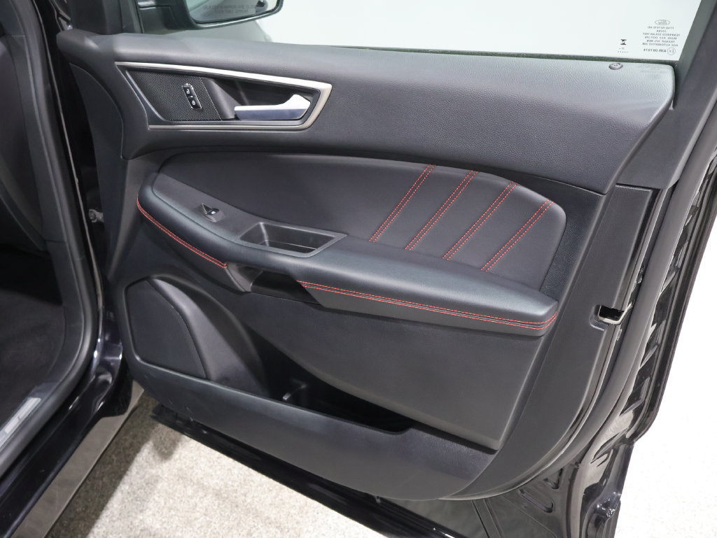 Used 2024 Ford Edge ST-Line AWD/4WD image 23