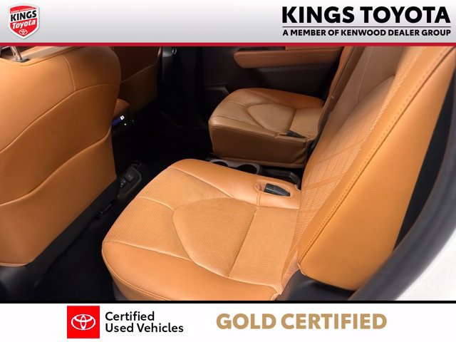 Used 2022 Toyota Highlander Platinum AWD/4WD image 17