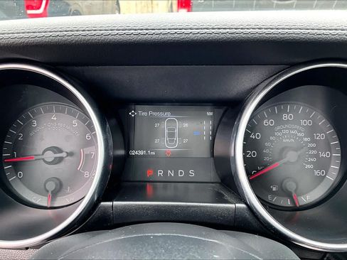 Used 2022 Ford Mustang Coupe RWD image 26