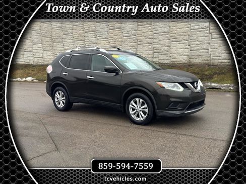 Used 2016 Nissan Rogue SV image 1