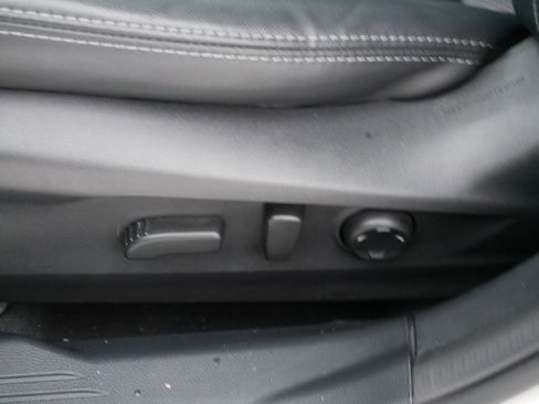 Used 2023 Subaru Outback Limited image 19