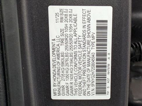 New 2025 Honda Pilot Touring image 18