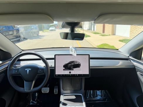 Used 2023 Tesla Model Y Performance AWD/4WD image 25