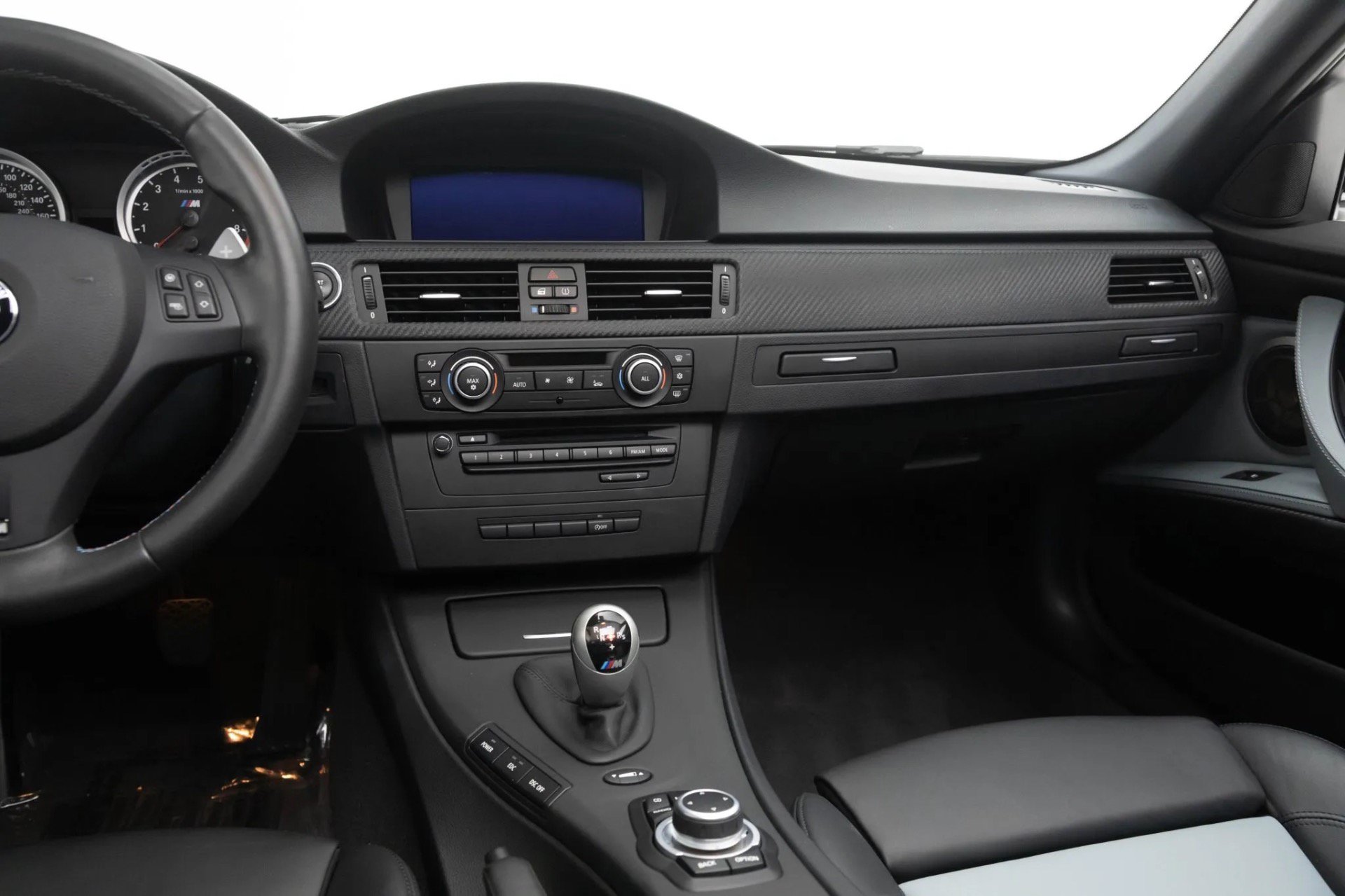 Used 2011 BMW M3 Sedan RWD image 21