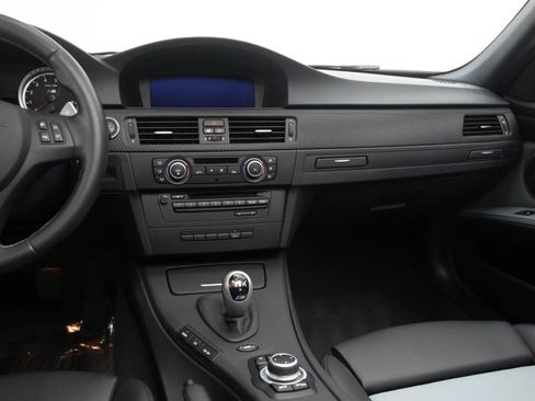 Used 2011 BMW M3 Sedan RWD image 21