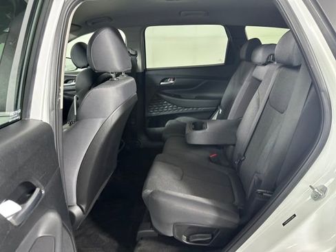 Used 2019 Hyundai Santa Fe SE image 32