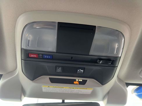 Used 2022 Subaru Crosstrek 2.5i Sport image 29