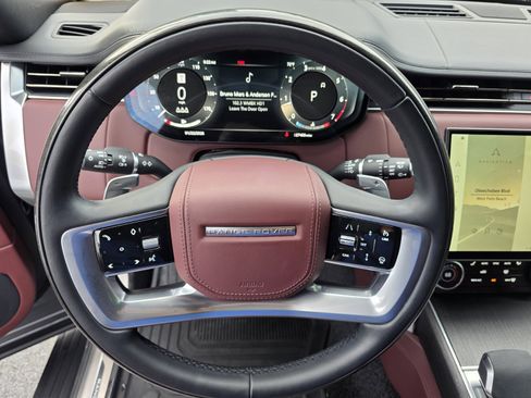 Used 2023 Land Rover Range Rover SE image 14