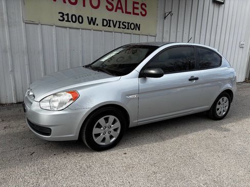 Used 2008 Hyundai Accent GS image 3