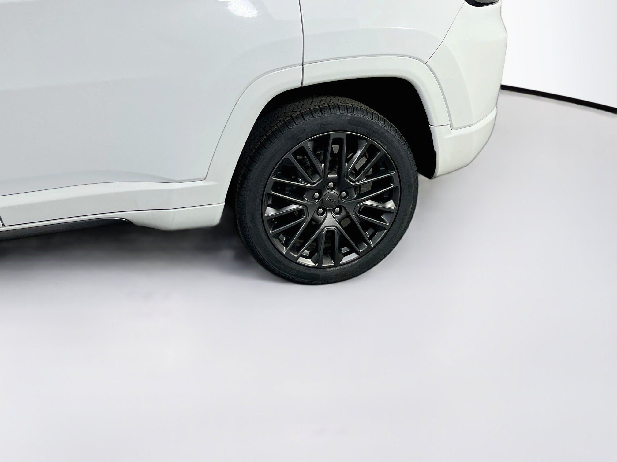 Used 2022 Jeep Compass High Altitude AWD/4WD image 29