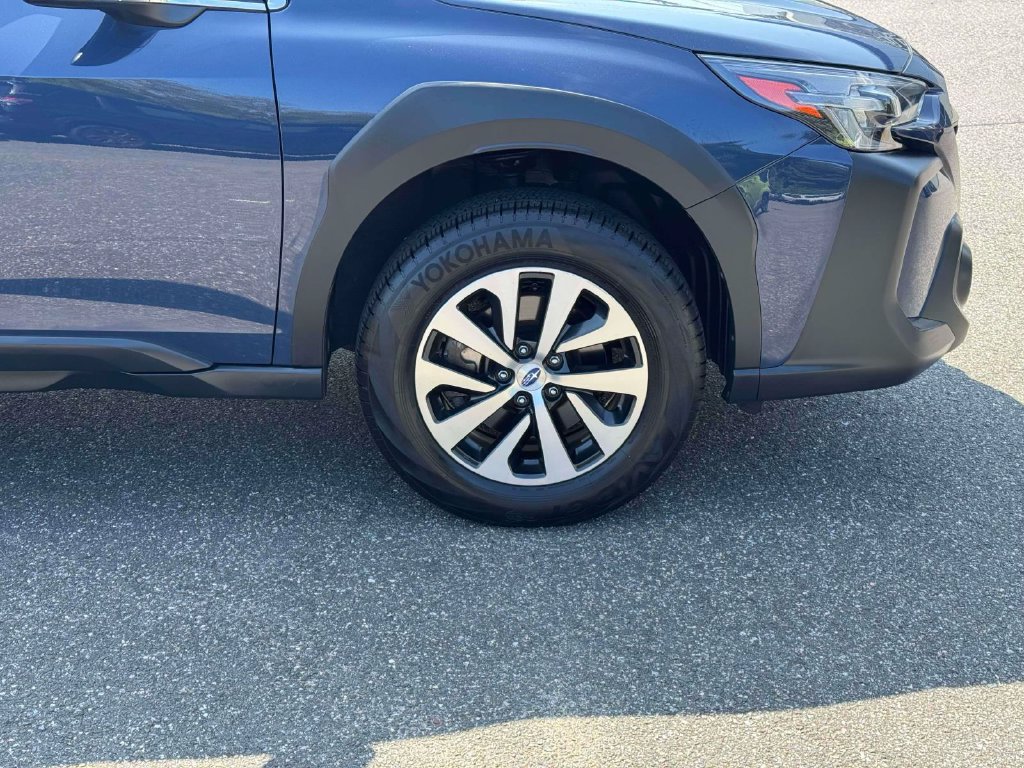 Used 2024 Subaru Outback AWD/4WD image 10