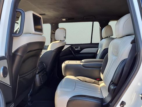 Used 2019 INFINITI QX80 Limited image 15
