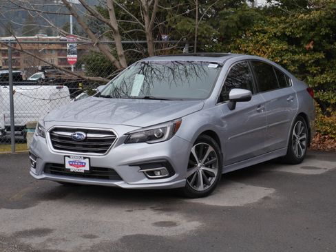 Used 2019 Subaru Legacy 3.6R Limited w/ Popular Package #2A image 2