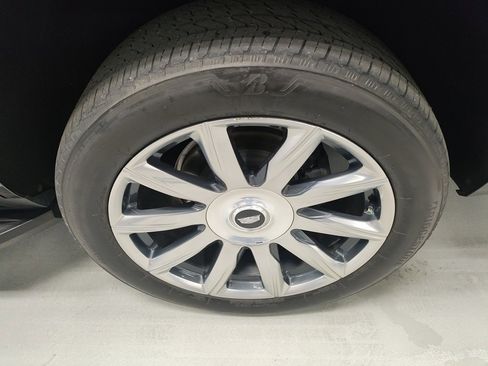 Used 2022 Cadillac Escalade Premium Luxury Platinum image 21