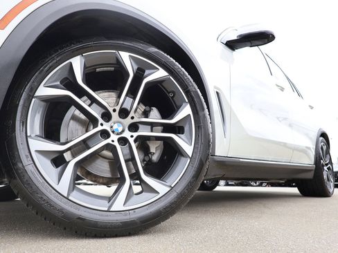 Used 2021 BMW X5 sDrive40i w/ Premium Package image 24