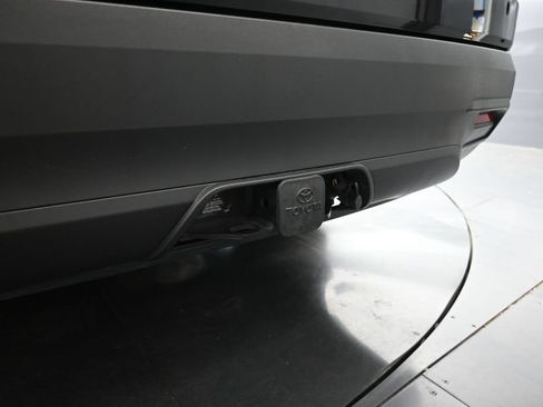 Used 2024 Toyota Grand Highlander AWD image 3