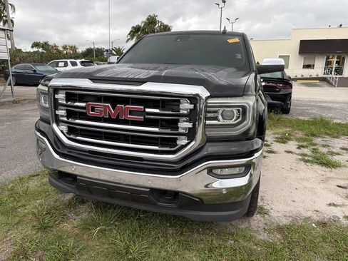Used 2018 GMC Sierra 1500 SLT AWD/4WD image 8
