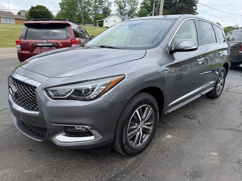 Used 2017 INFINITI QX60 Luxe AWD/4WD image 3