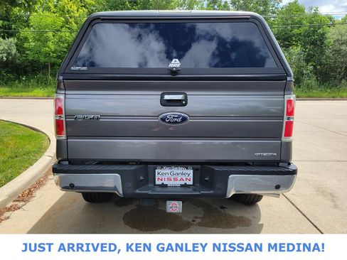 Used 2011 Ford F150 XLT w/ XLT Chrome Pkg AWD/4WD image 4