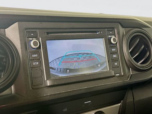Used 2019 Toyota Tacoma SR image 23