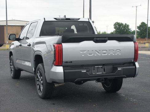 Used 2025 Toyota Tundra SR w/ SR Tow Package AWD/4WD image 16