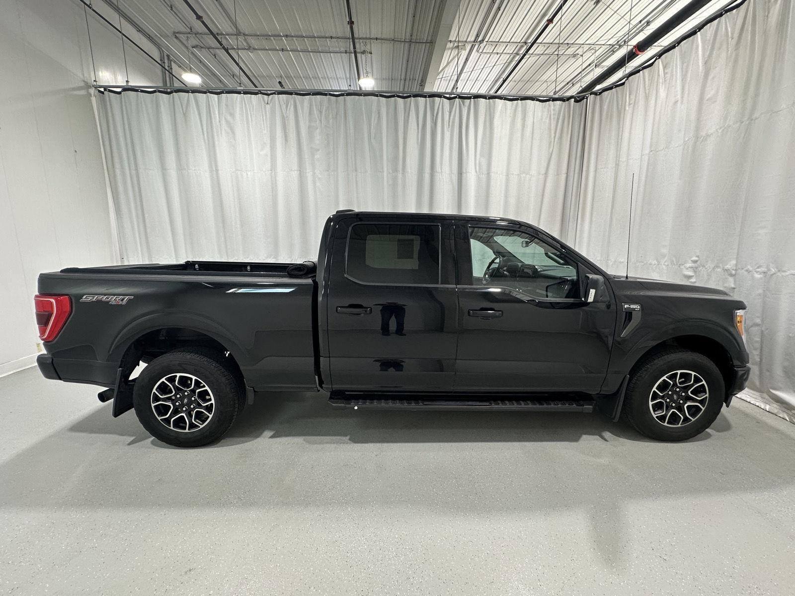 Used 2021 Ford F150 XLT w/ Equipment Group 302A High AWD/4WD image 6