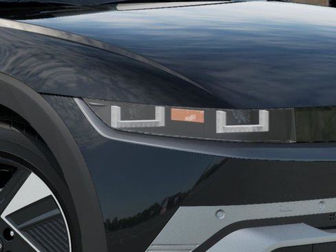 New 2026 Hyundai Ioniq 5 SEL image 9