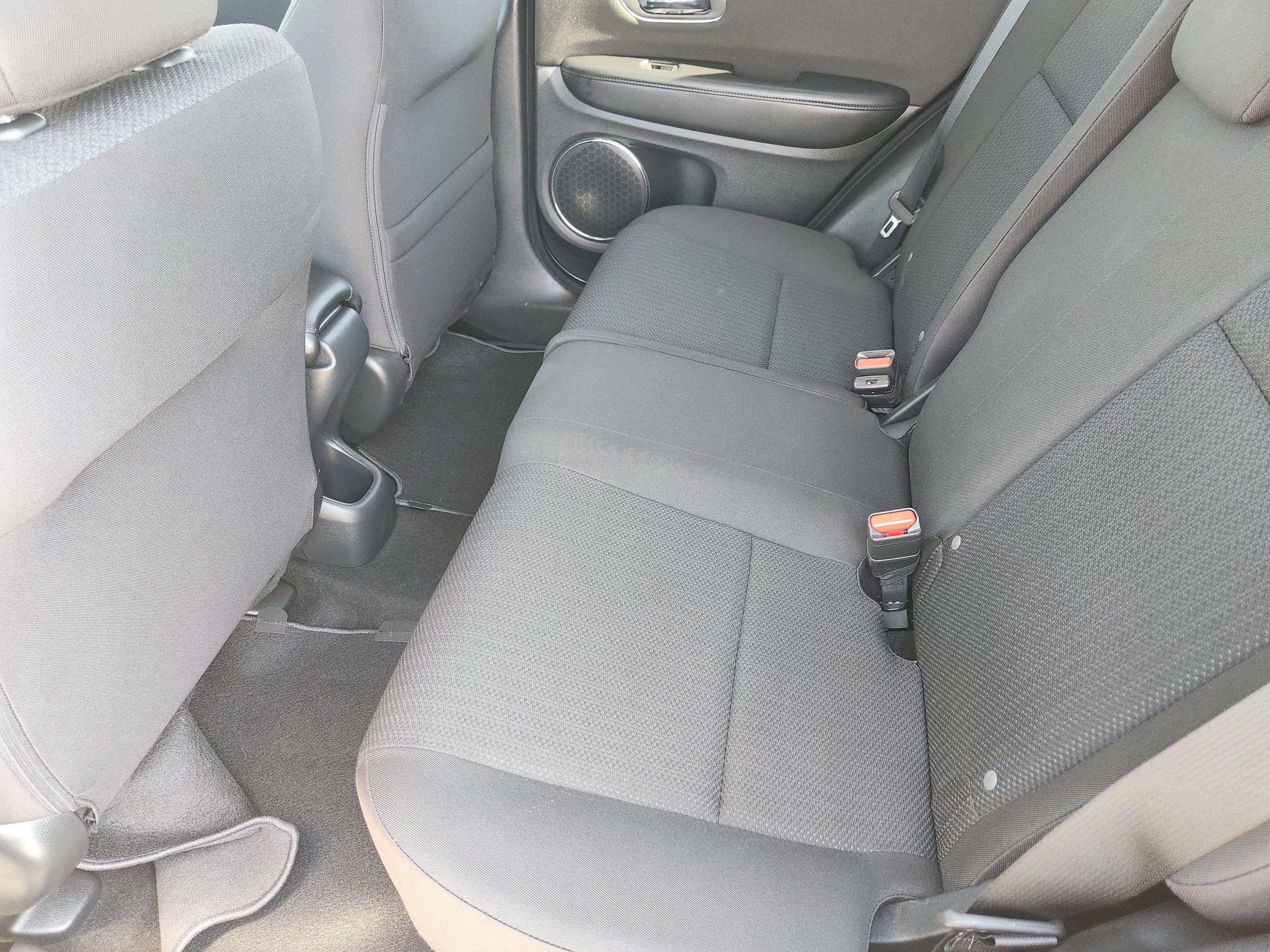 Used 2016 Honda HR-V EX image 31