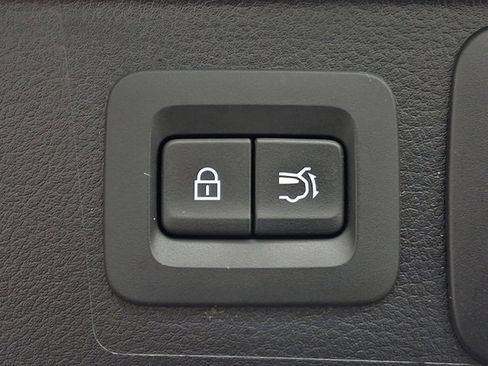 Certified 2023 MAZDA CX-50 2.5 S w/ Cargo Package image 31