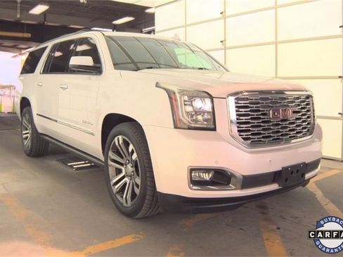 Used 2019 GMC Yukon XL Denali w/ Denali Ultimate Package image 5