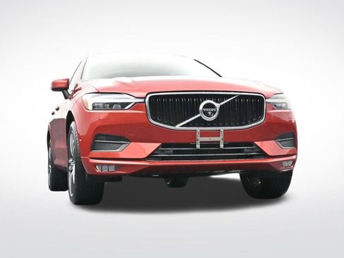 Used 2018 Volvo XC60 T6 Momentum w/ Advanced Package image 43