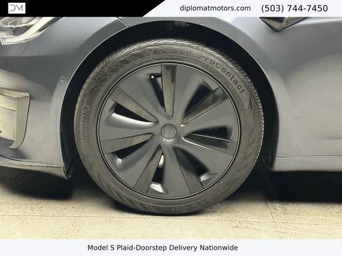 Used 2022 Tesla Model S Plaid image 35