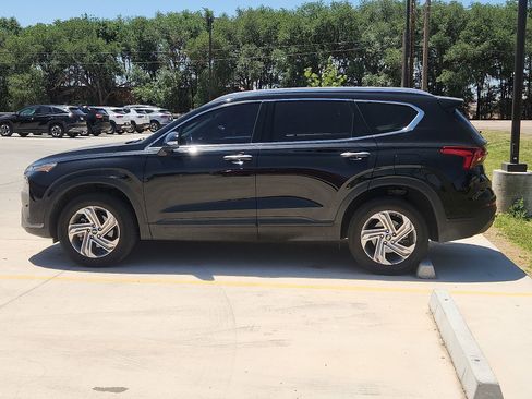 Used 2023 Hyundai Santa Fe SEL AWD/4WD image 2