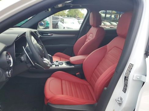 New 2025 Alfa Romeo Stelvio Sprint w/ Convenience Package image 12