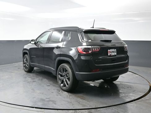 New 2026 Jeep Compass Latitude image 7
