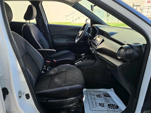 Used 2018 Nissan Kicks S w/ Exterior Package FWD image 21