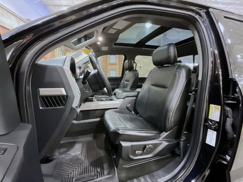 Used 2017 Ford F250 Lariat w/ Lariat Ultimate Package image 10